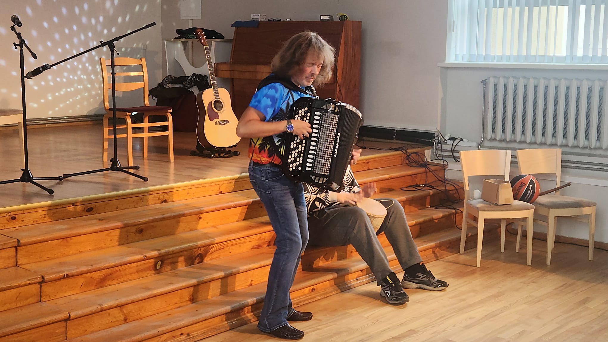 Muzicējam kopā.